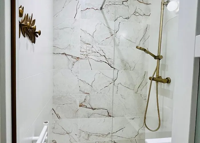 Apartment Rare Pearl 5e Notre Dame Saint Michel Paris